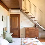 16th Century Townhouse, Large Garden Near Lake, Tuscany And Umbria - Sleeps 18 * Gioiella