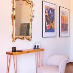 Casa de Férias 16th Century Townhouse, Large Garden Near Lake, Tuscany And Umbria - Sleeps 18